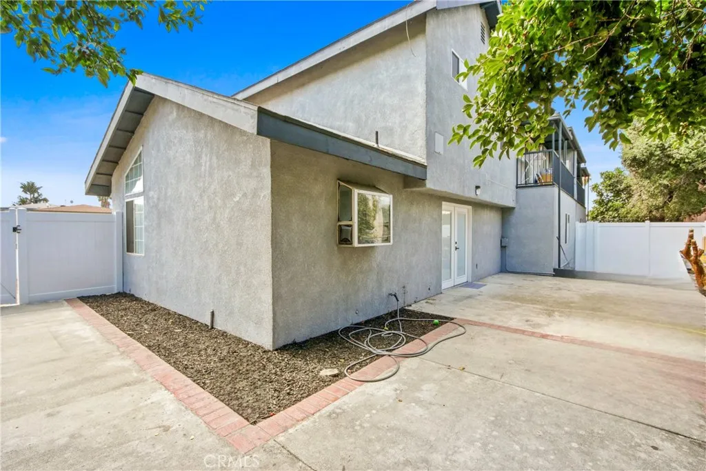 10535 Myrtle Street, Downey, California 90241 home-pic-24